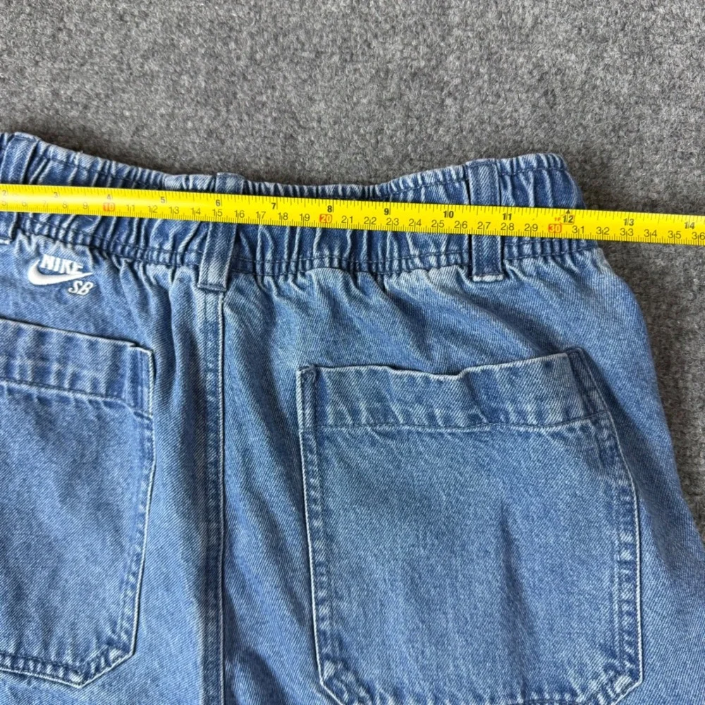 Nike SB Loose Fit Skate Pants Medium Wash Blue Denim Carpenter Jeans Mens XS